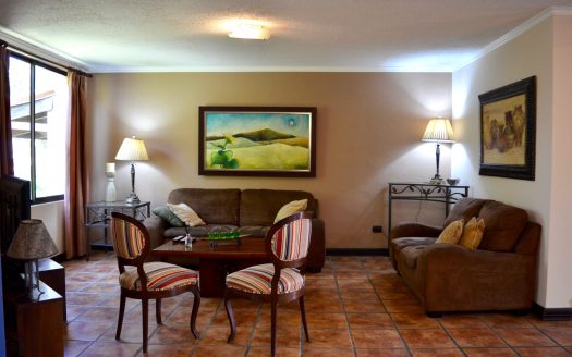 Alquiler de bella casa Amueblada en Cariari Heredia