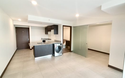 Venta de apartamento para ejecutivo en Torres de Heredia