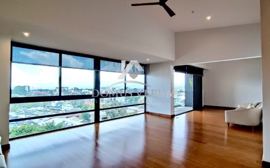 Venta de Elegante Penthouse en Barrio Escalante