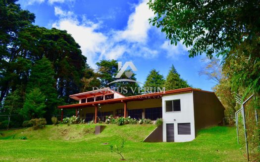 Venta de casa en El Tirol San Rafael