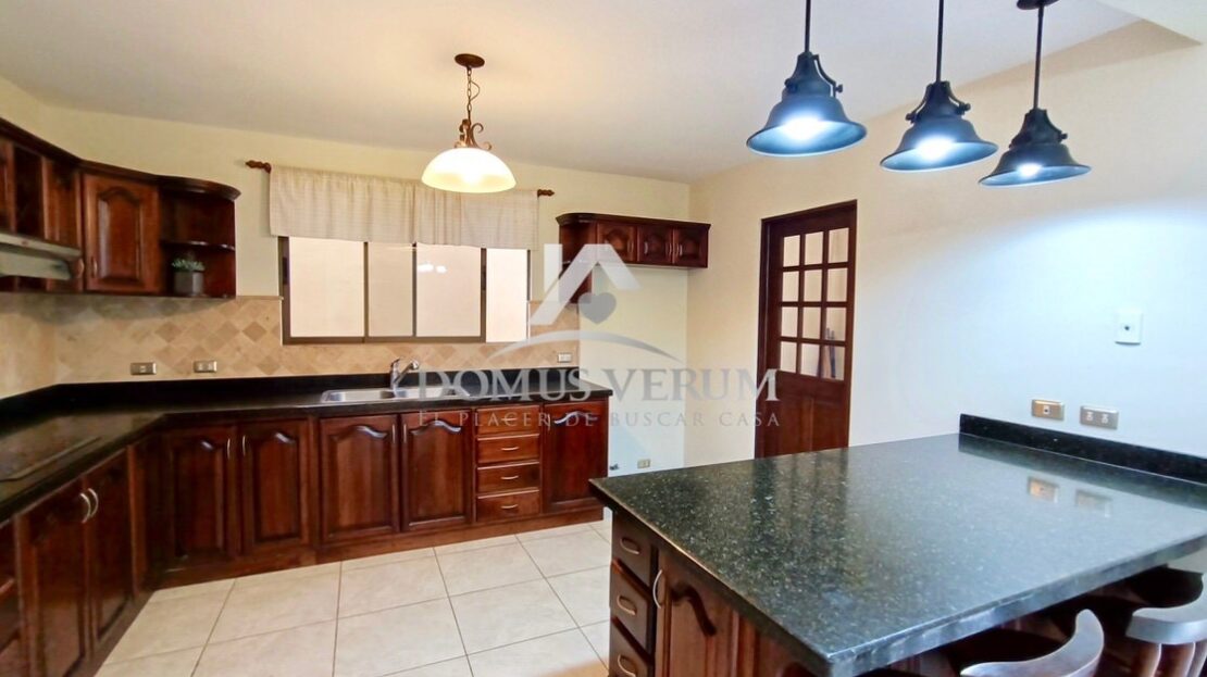 Los Sauces Condominio Heredia San Francisco