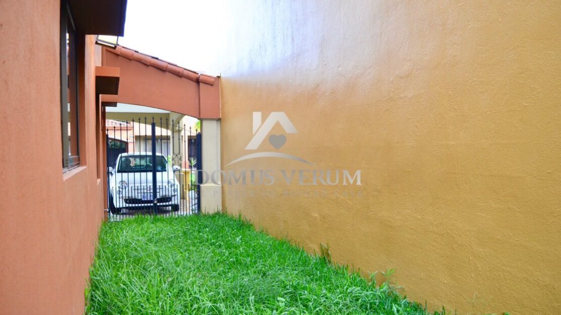 Condominio Los Sauces