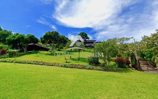 Finca Paraiso: Propiedad con increíble vista naturaleza y bellas casas en piedades de Santa Ana.