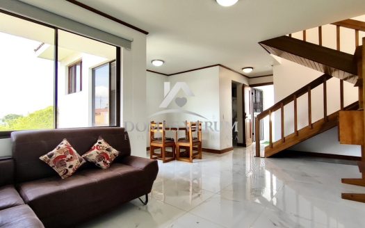 Alquiler de Apartamento Amueblado de 2 Habitaciones en Rohrmoser
