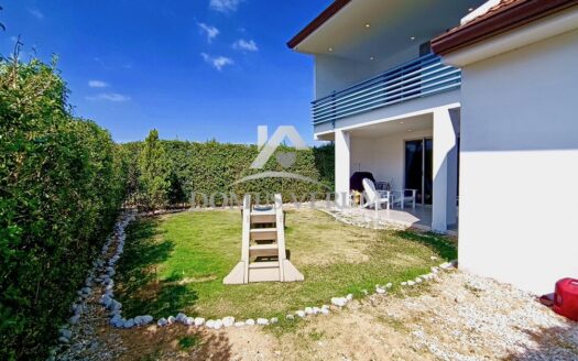 Casa en venta en condominio Francosta, super funcional!