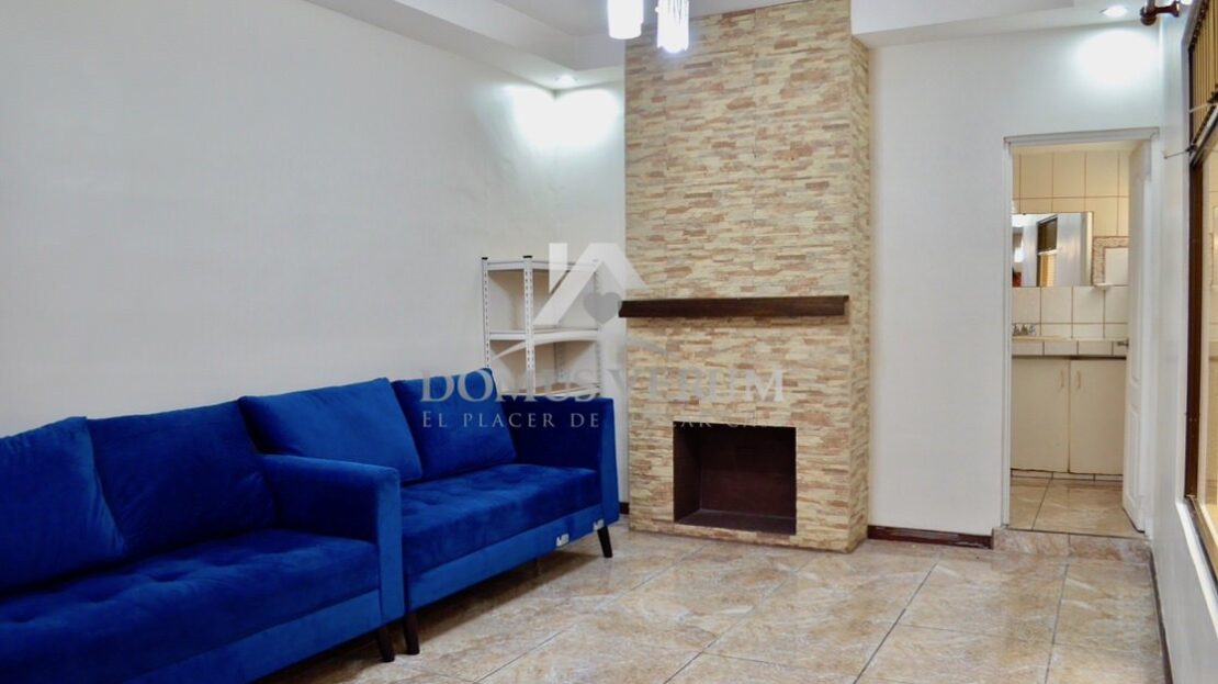 Venta de casas en San Juan de Tibás con Local Comercial
