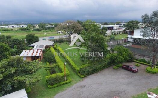 Venta de propiedad con uso de suelo industrial en San Joaquin Heredia