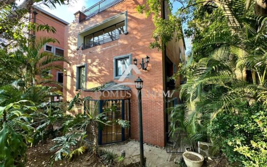 Apartamento en Venta en San Rafael de Escazú en Primer Piso