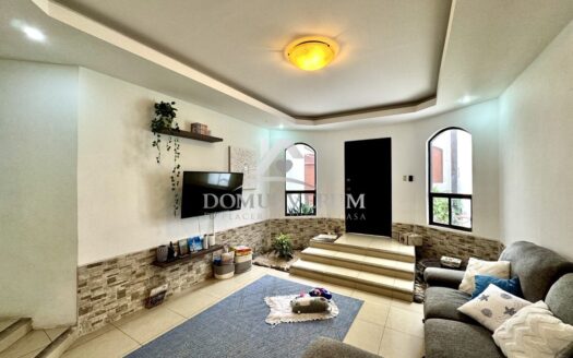 Casa en Venta Santo Domingo de Heredia Residencial Quizarco