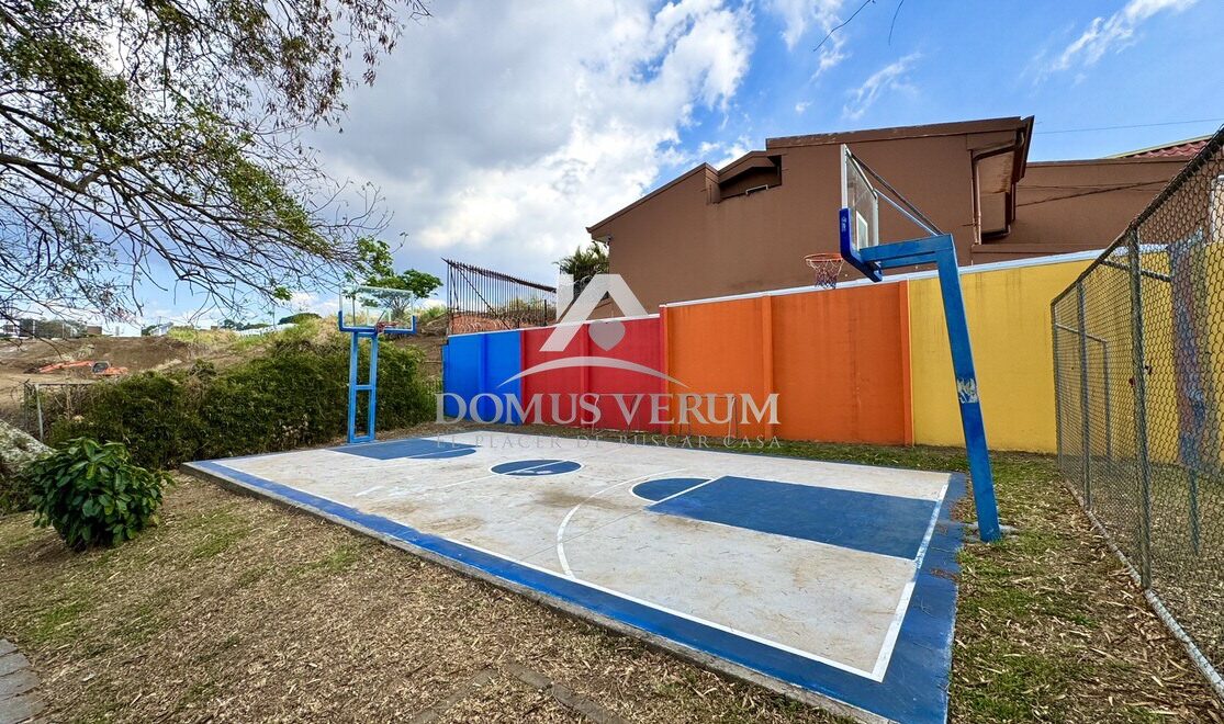 Casas en venta Ulloa Heredia