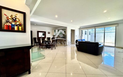 Casa Amueblada en Alquiler Escazu Bello Horizonte Condominio Tirreno 