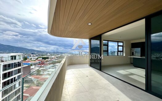 Alquiler de apartamento en Nunciatura con terraza y vista en Torre Alterego