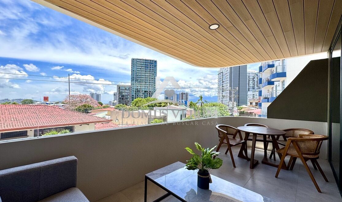 Condominio con piscina temperada Rohrmoser