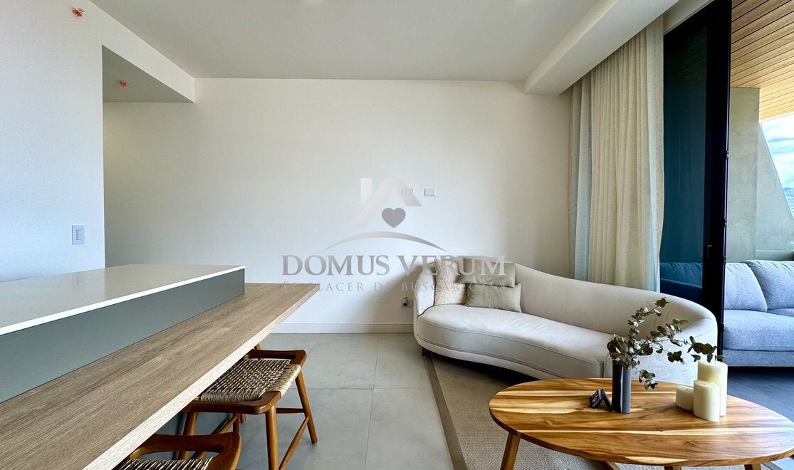 Condominio con piscina temperada coworking y terraza privada Rohrmoser