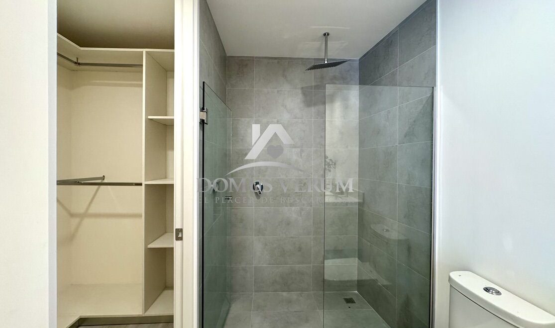 Condominio con piscina temperada coworking y terraza privada Nunciatura