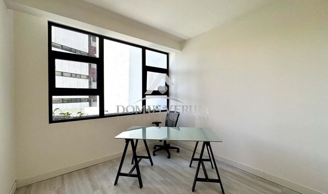 Viva en un nuevo apartamento con balcón y vista Nunciatura