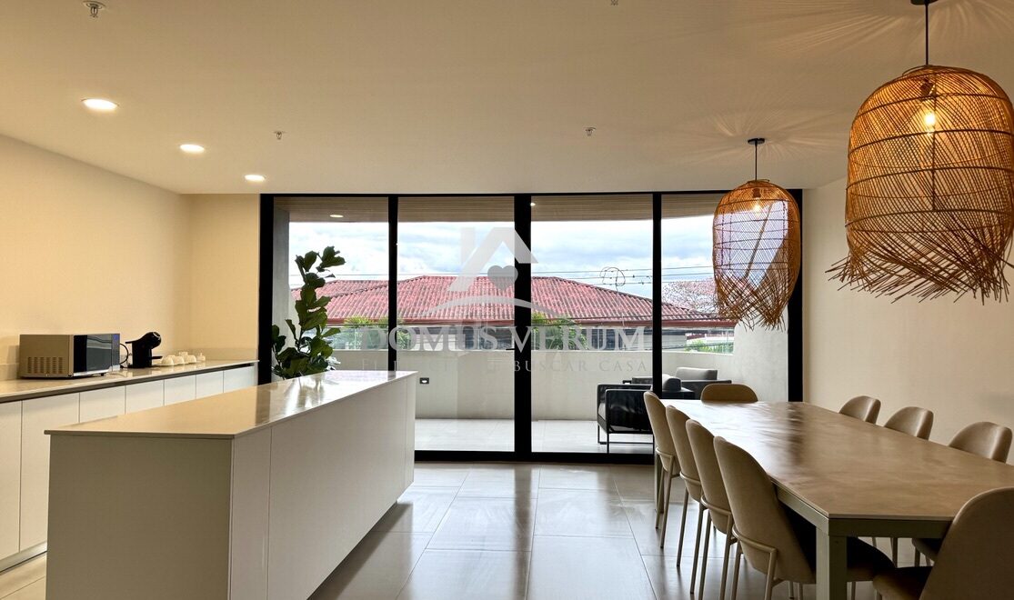 Condominio con piscina temperada Nunciatura
