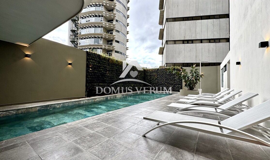 Apartamento nuevo con 2 dormitorios y terraza en Nunciatura